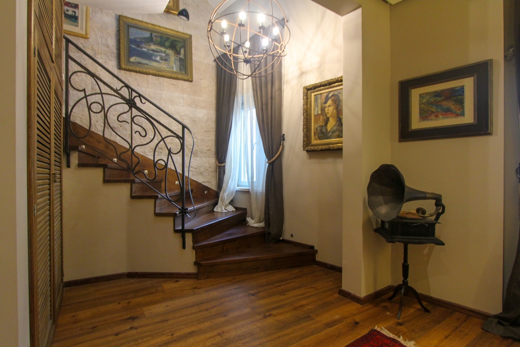 Charming duplex apartment in the heart of the old town of Budva