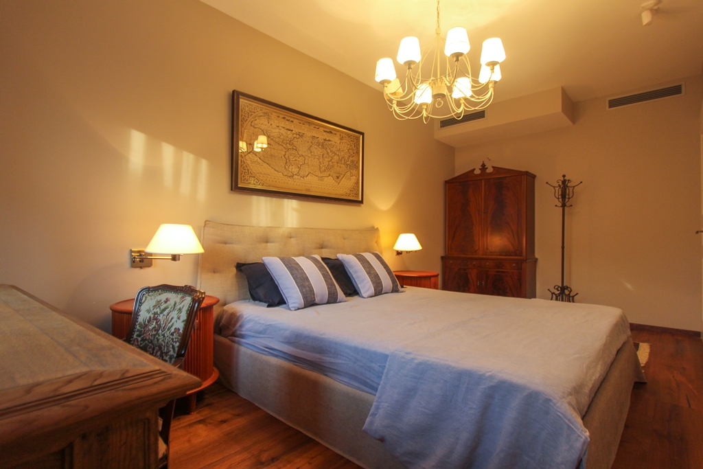 Charming duplex apartment in the heart of the old town of Budva