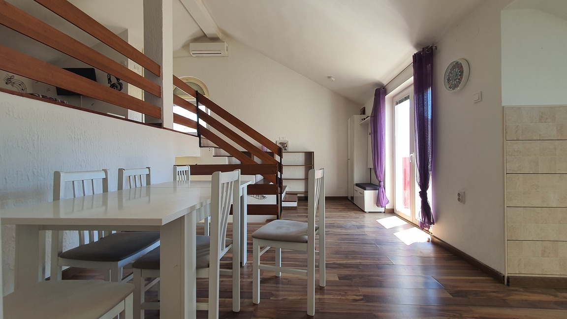 For sale apartment in Herceg Novi with sea view