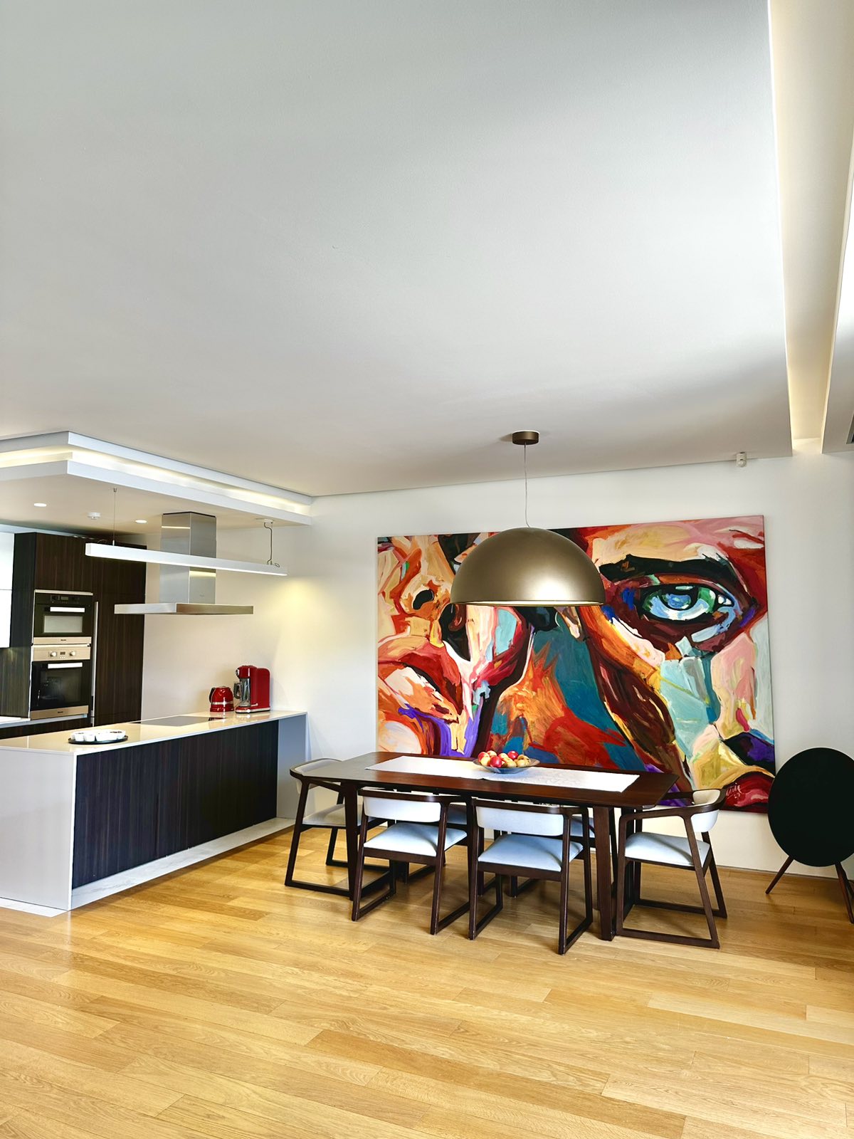 Luxurious apartment in Budva with sea view