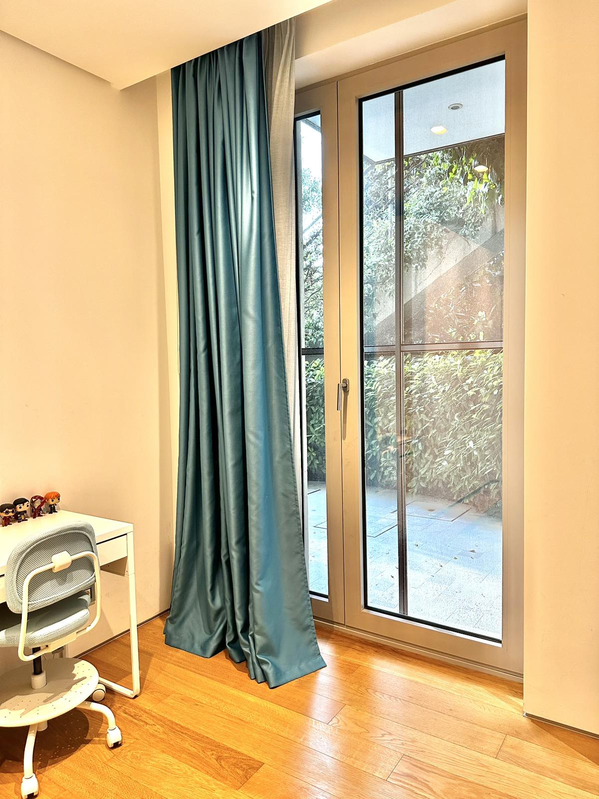 Luxurious apartment in Budva with sea view