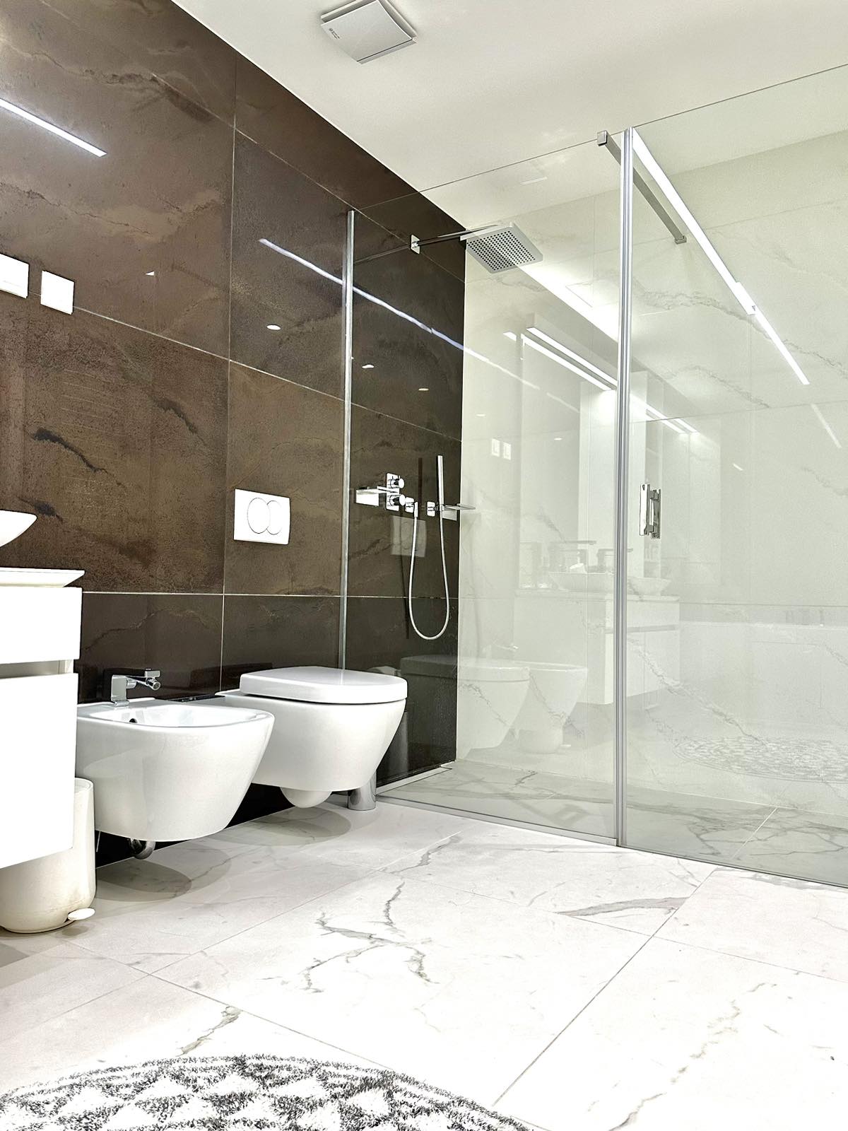 Luxurious apartment in Budva with sea view