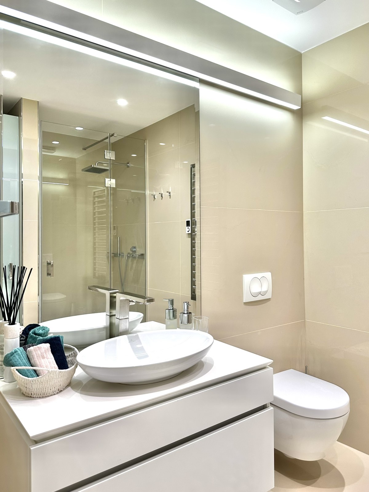 Luxurious apartment in Budva with sea view