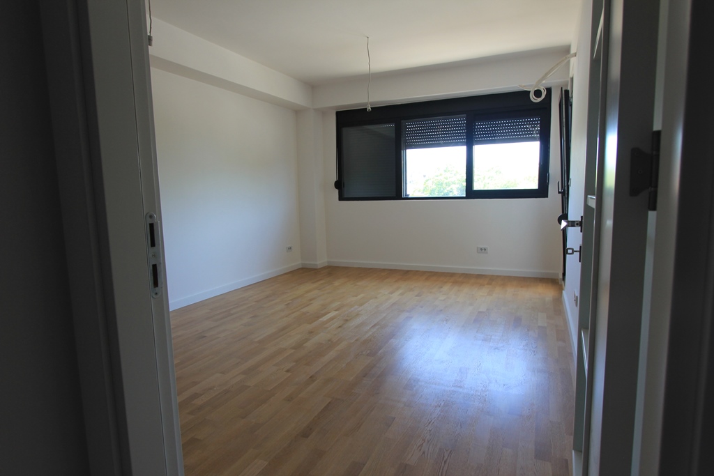 Apartments in a new complex near the sea in Tivat