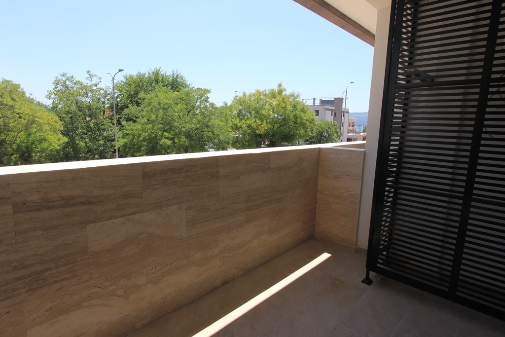 Apartments in a new complex near the sea in Tivat