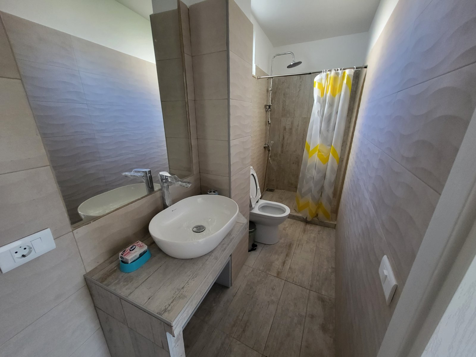 Spacious house in Utjeha with panoramic sea views