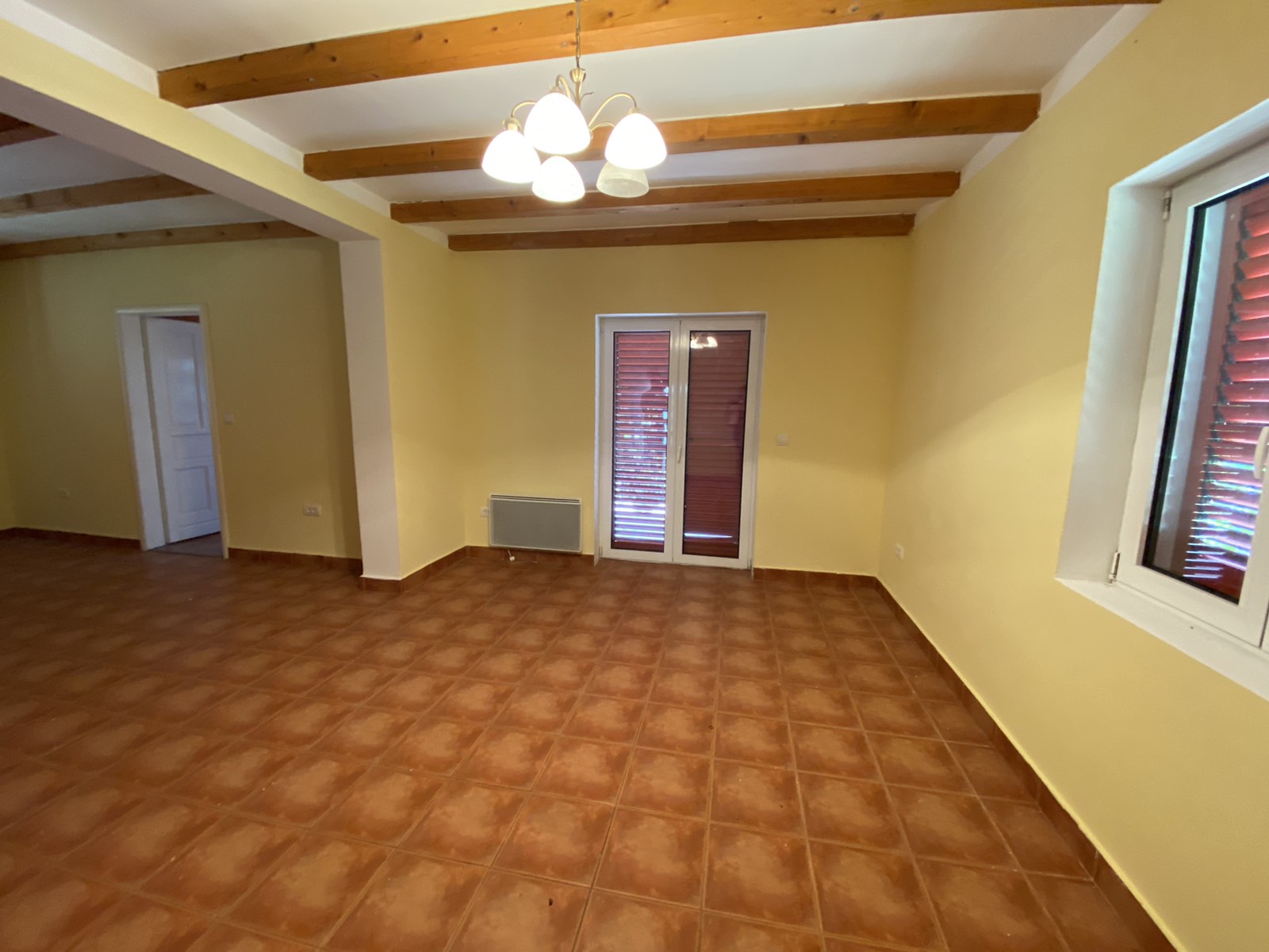 House in Djenovici with a view of the sea