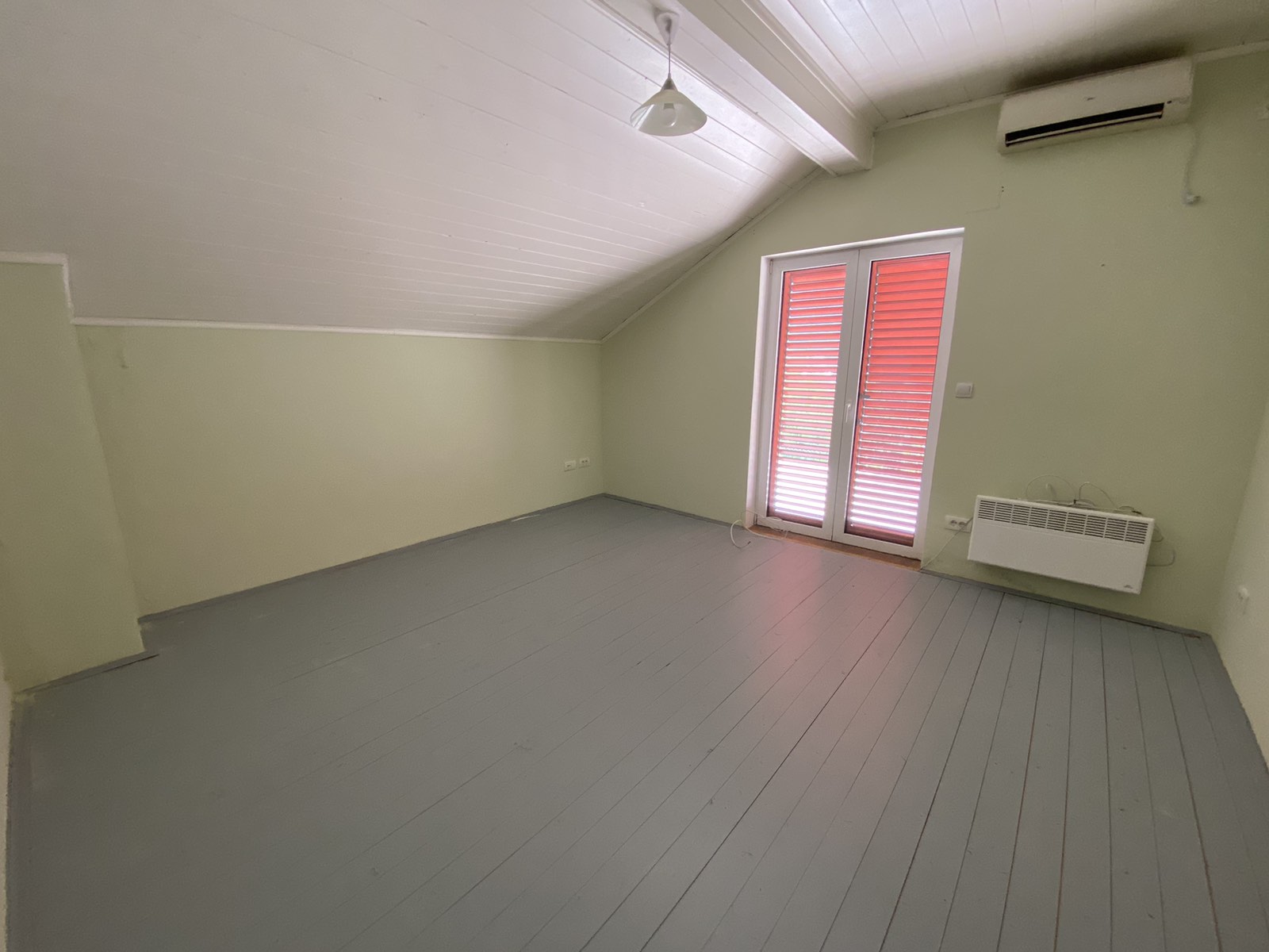 House in Djenovici with a view of the sea