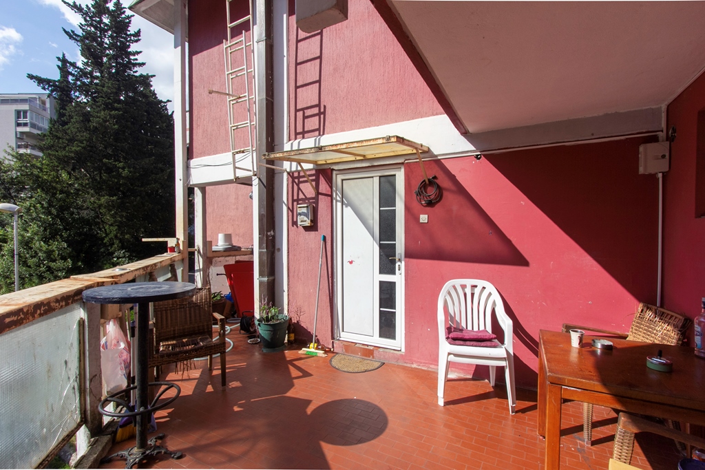 Three-bedroom duplex apartment in the very center of Budva