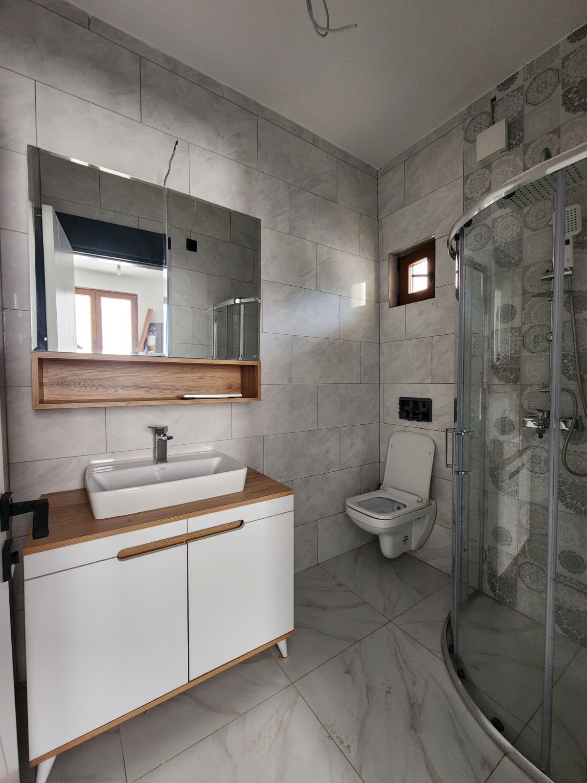 Spacious and bright apartments with panoramic sea views