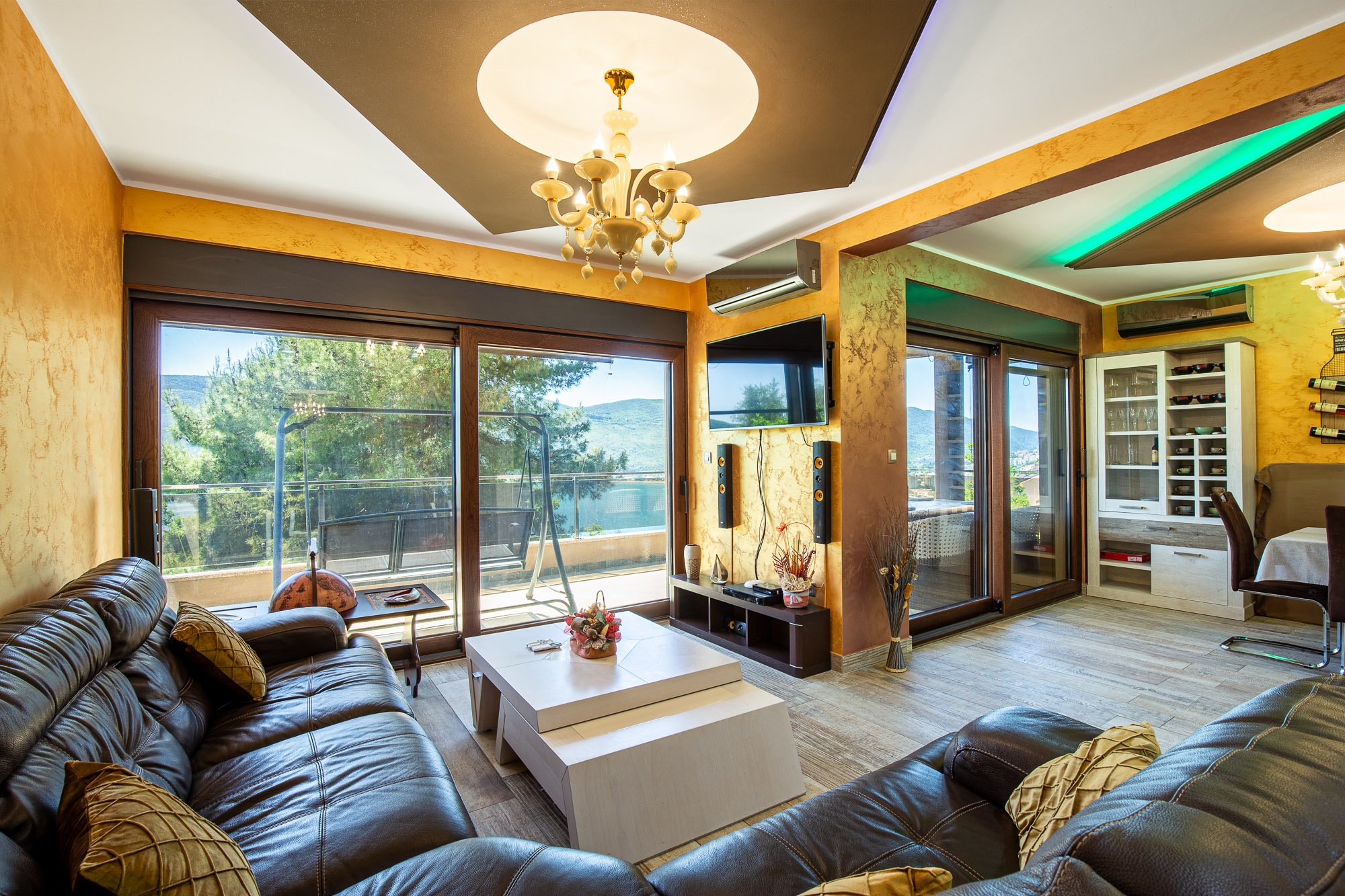 Excellent villa in the center of Herceg Novi