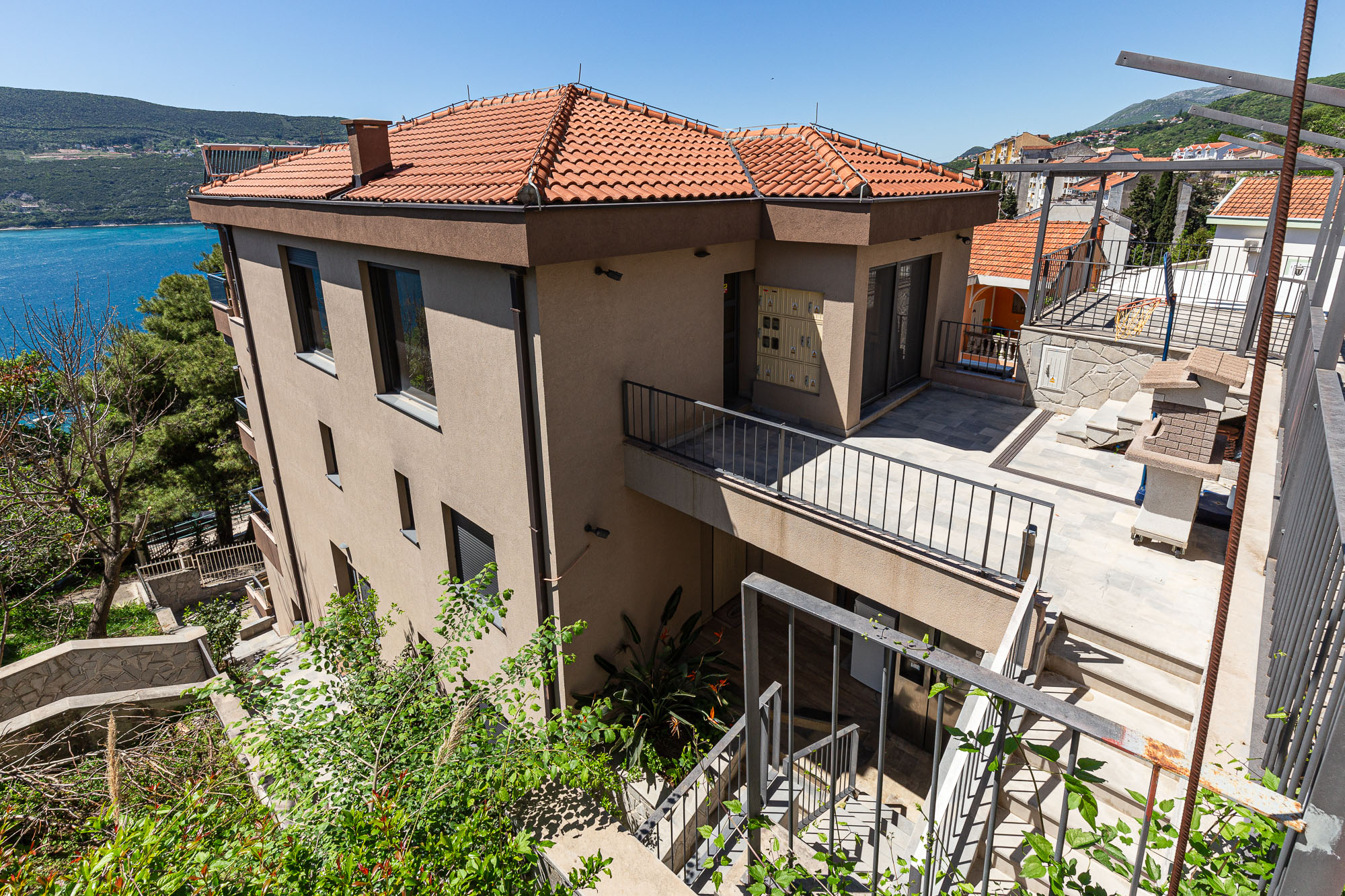 Excellent villa in the center of Herceg Novi