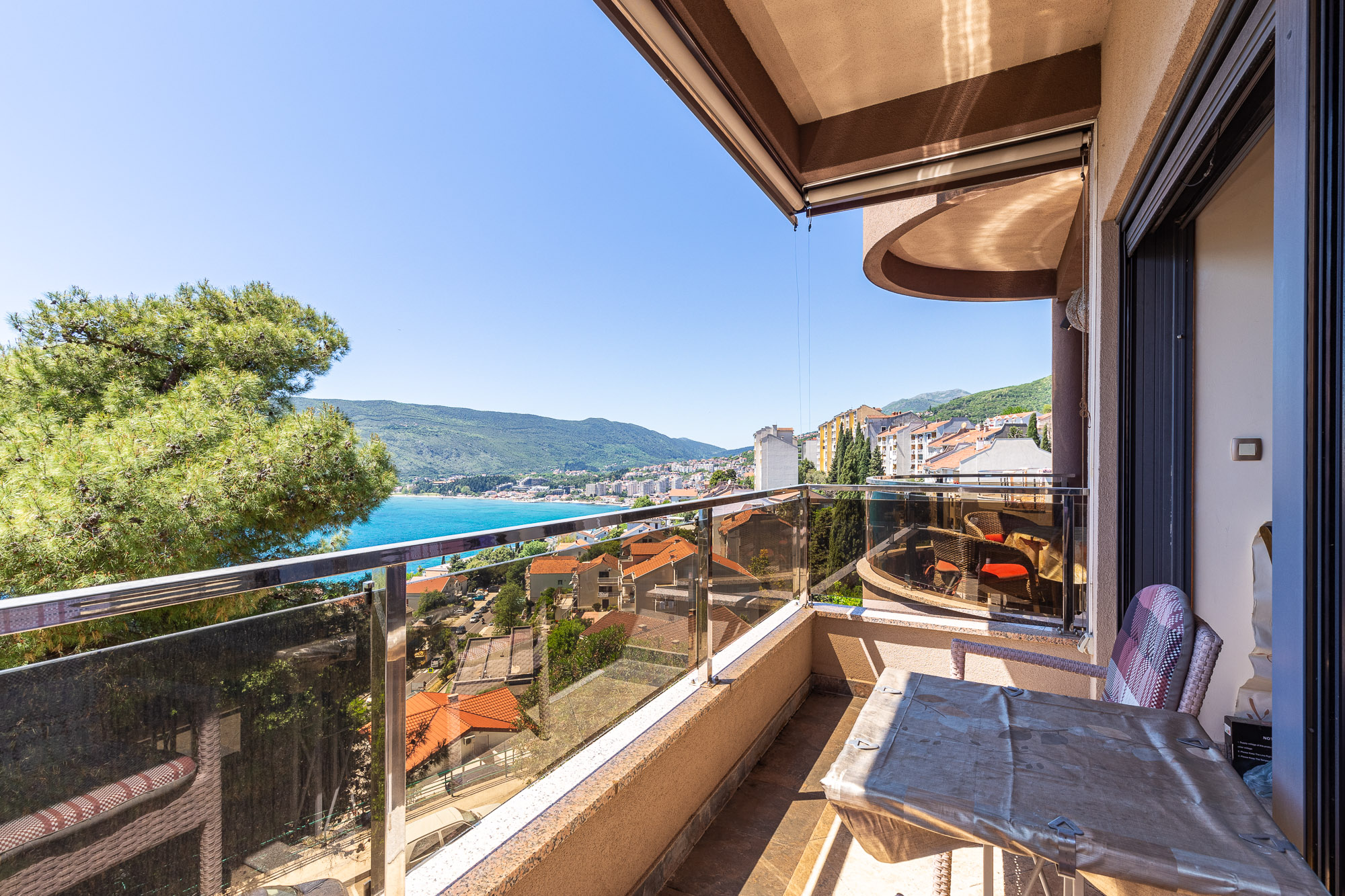 Excellent villa in the center of Herceg Novi