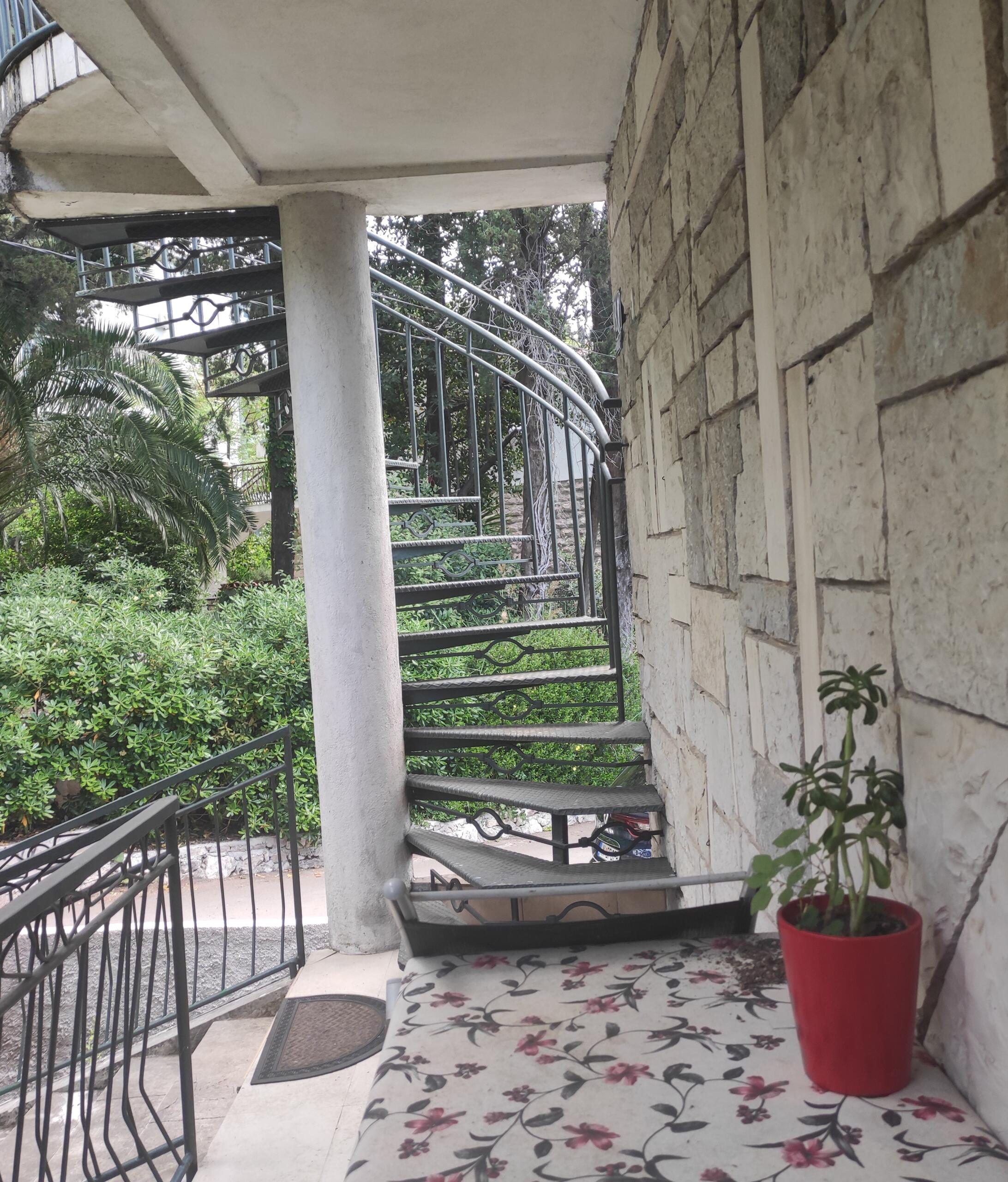 House in an excellent location in Herceg Novi