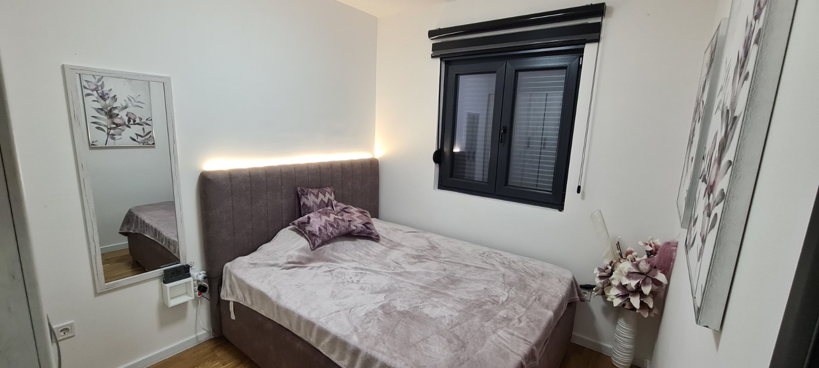 Modern apartment in beautiful Djenovici