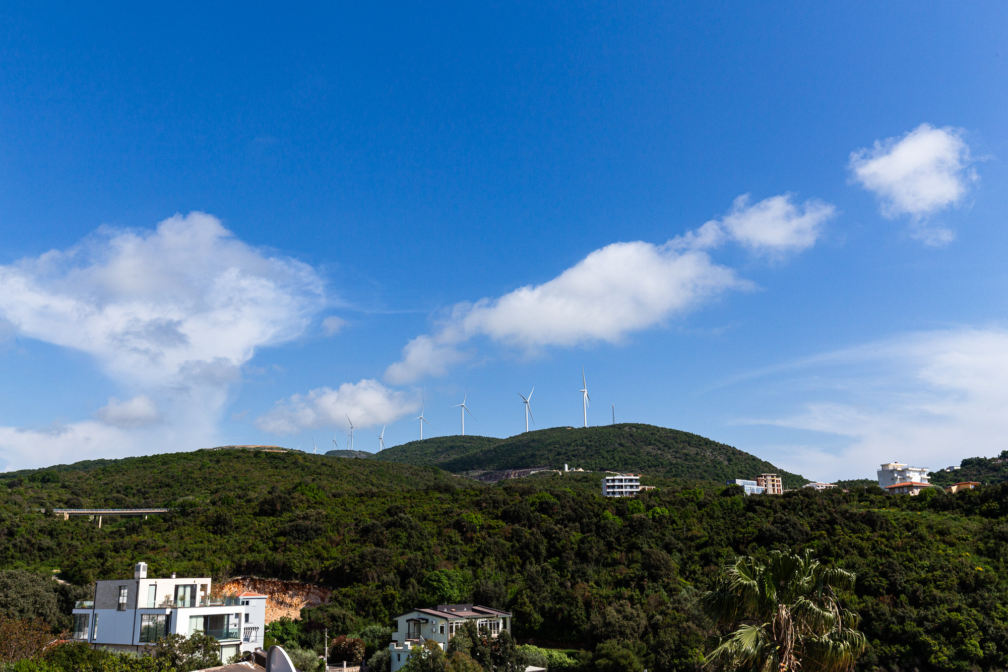 Spacious house in Utjeha with panoramic sea views