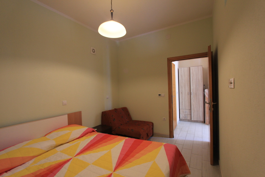 Apartment for sale in Lepetane with sea view