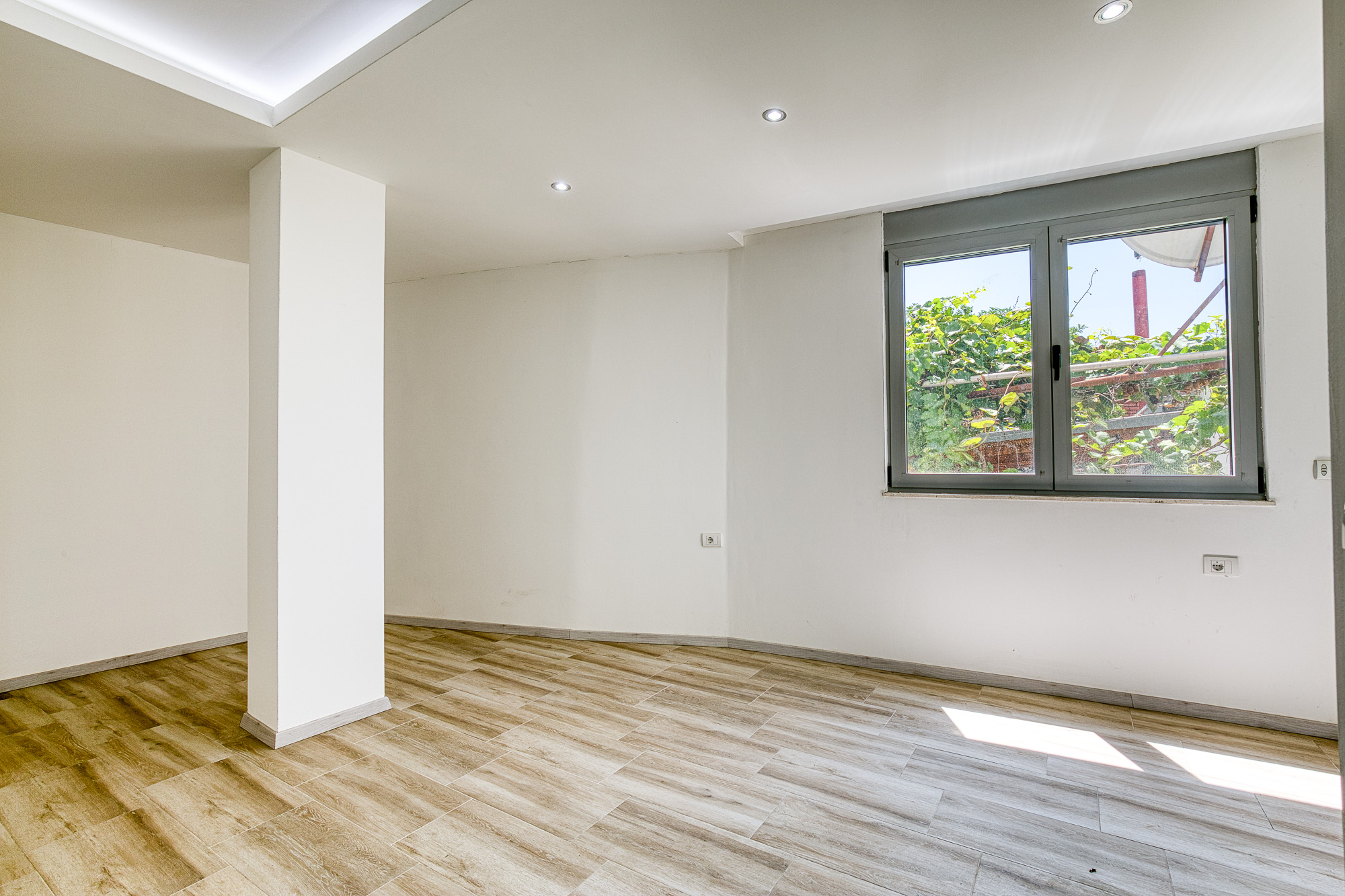 Penthouse in Ulcinj with sea view