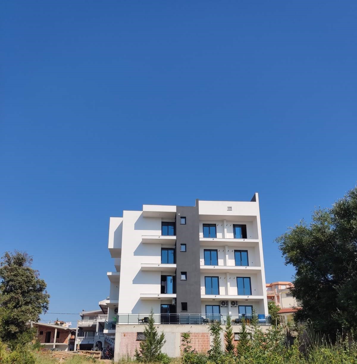 Ready-made complex in the community of Dobre Vode