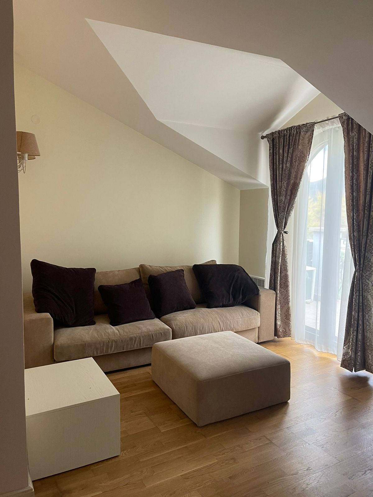 House in a complex with a swimming pool