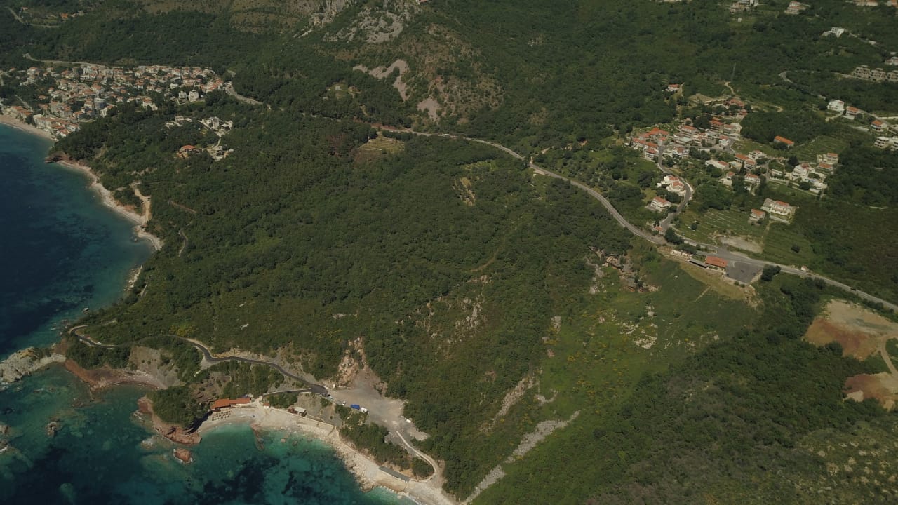 Plot for sale with panoramic sea view