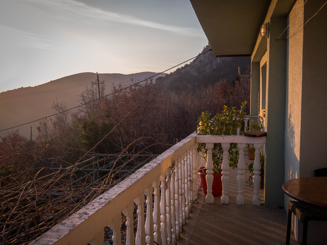 House with a plot and a panoramic view of Budva