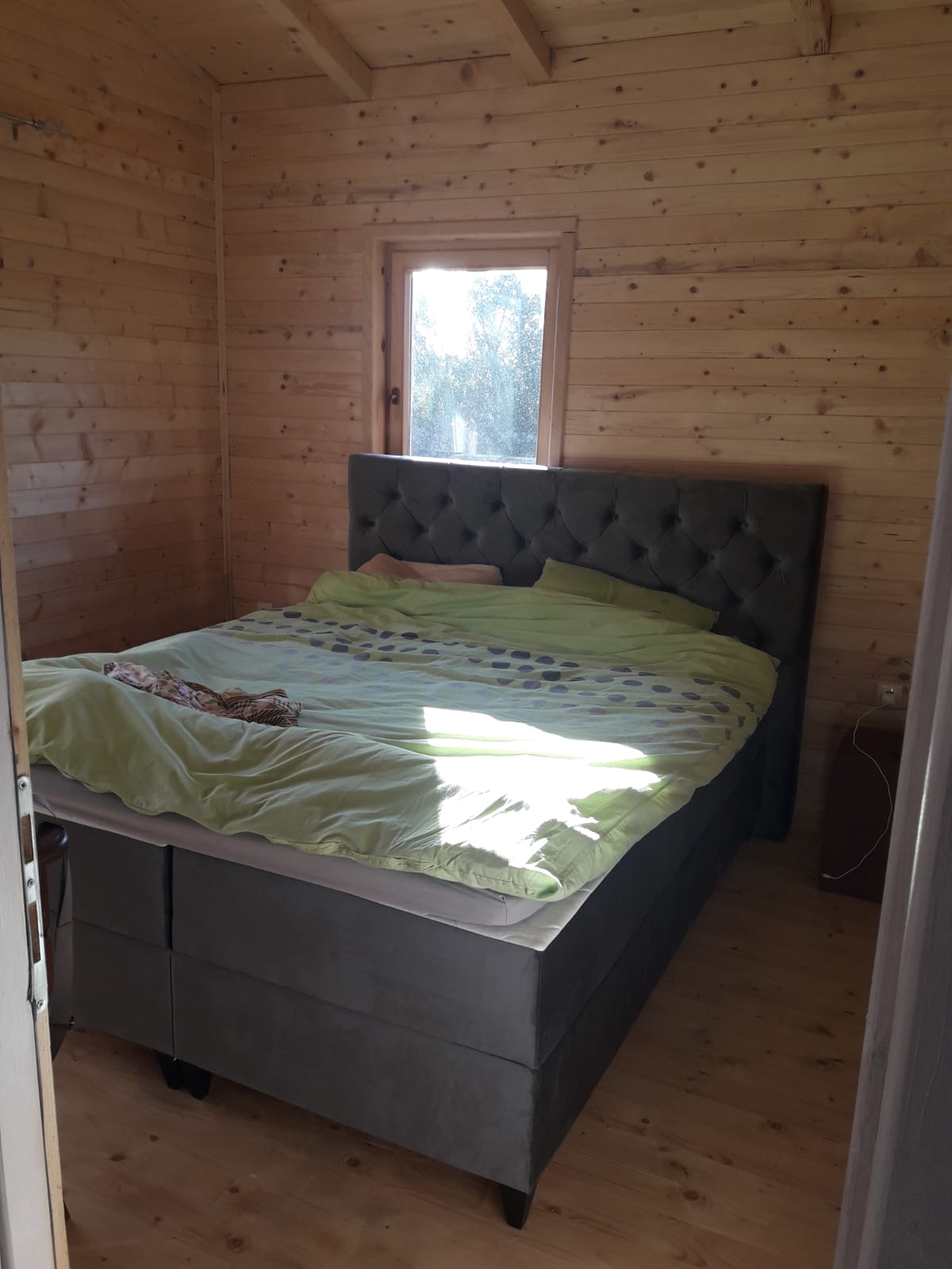 Wooden house in Lustica