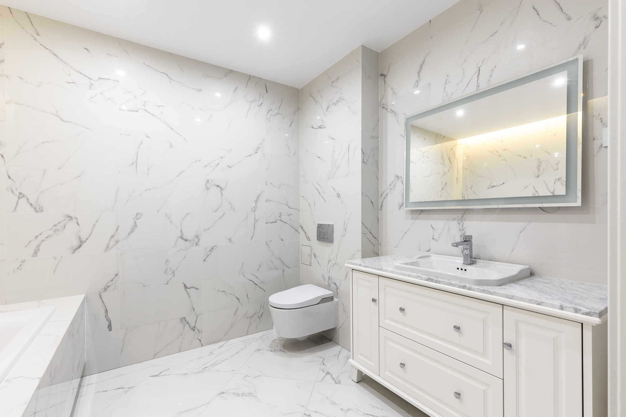 For sale new villas in a complex overlooking the Bay of Kotor