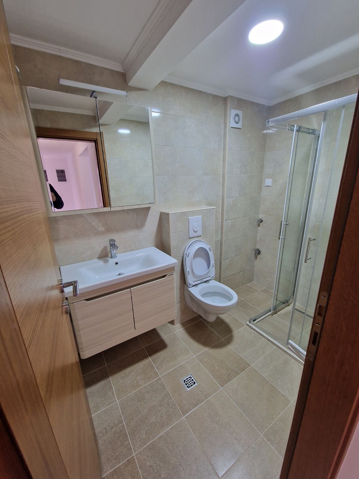 Three-bedroom duplex apartment in Igalo with sea view