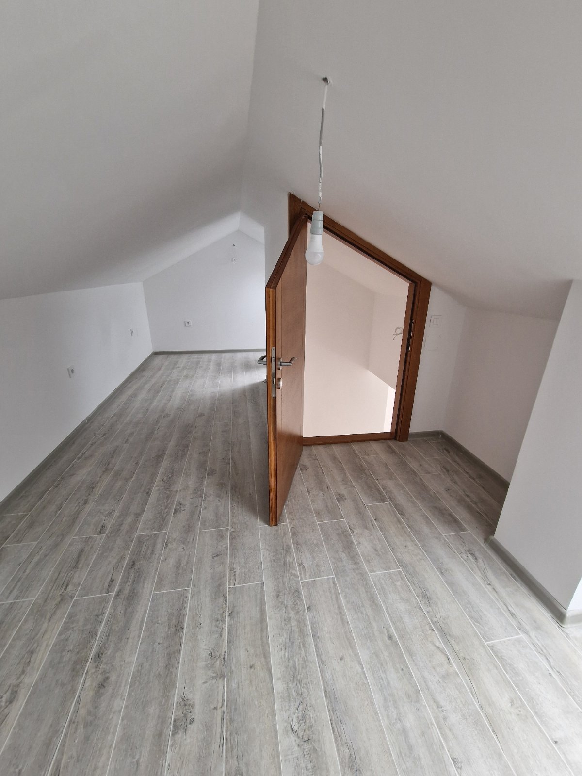 Three-bedroom duplex apartment in Igalo with sea view