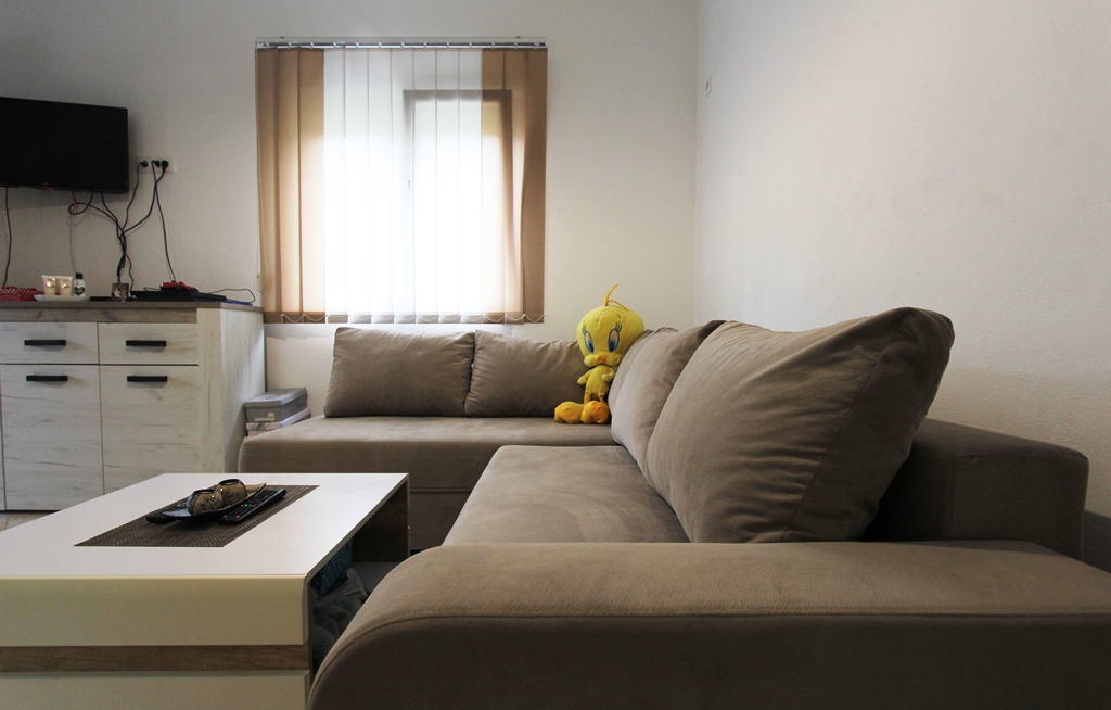 Sea view house in Belishi