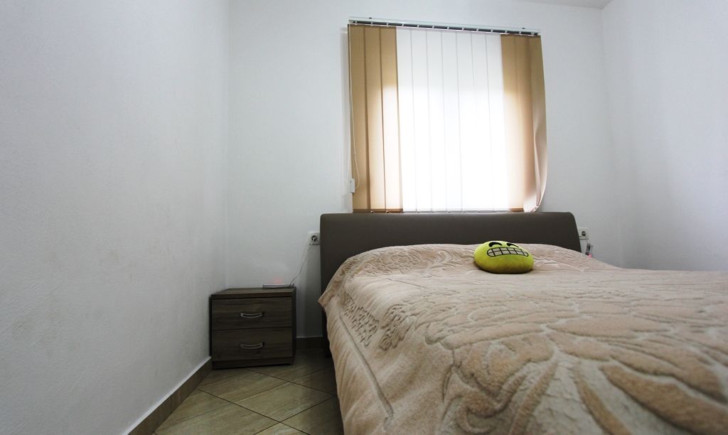 Sea view house in Belishi