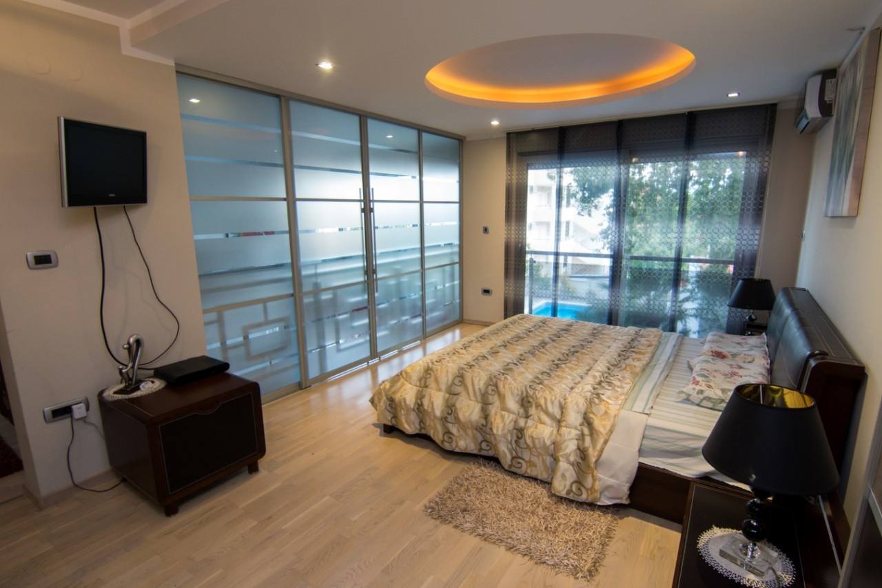 Luxury villa with pool in Budva