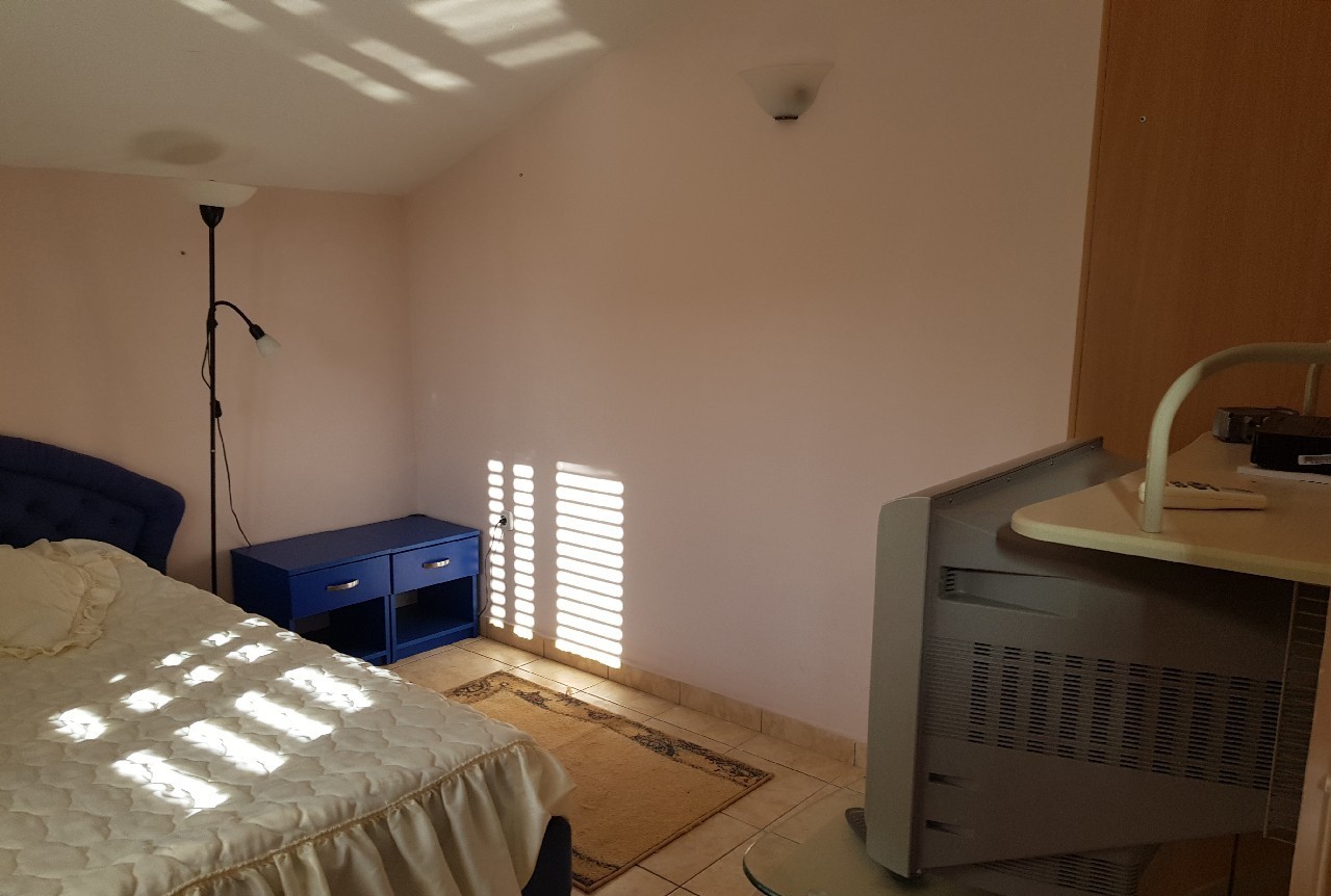 Two-storey house with panoramic sea views