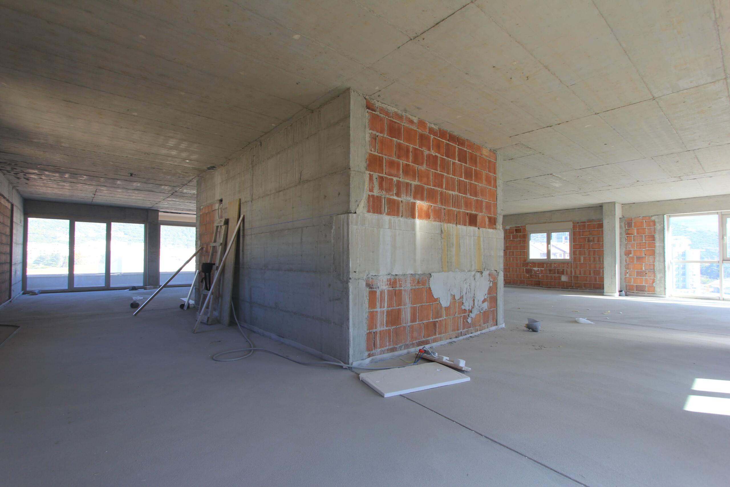 Penthouse in Budva with amazing view