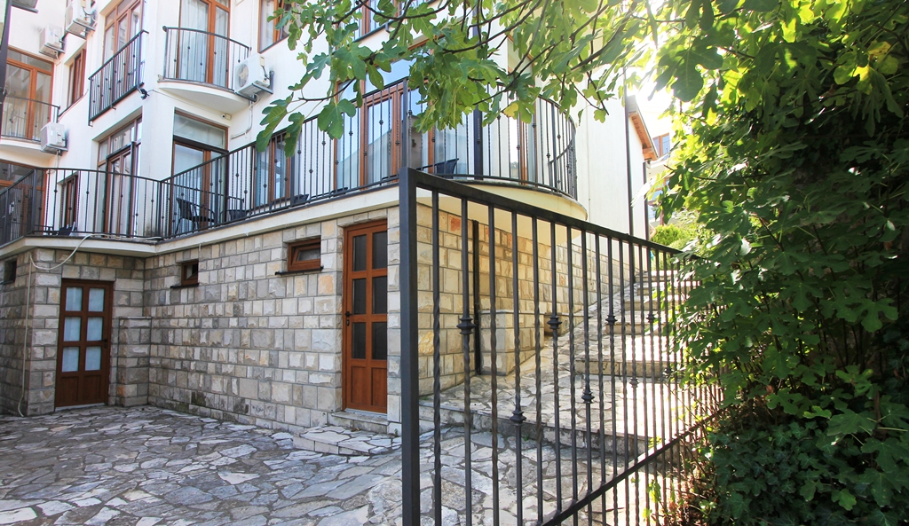 Townhouse in a complex with a sea view