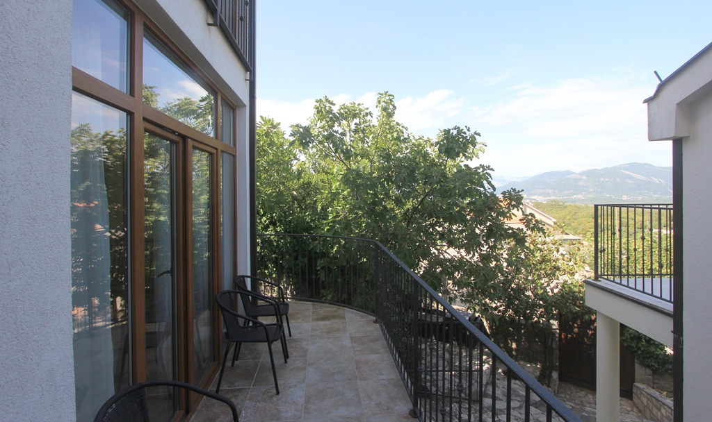 Townhouse in a complex with a sea view