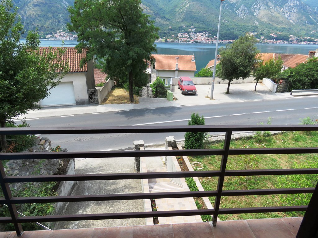 House with amazing sea view in Dobrota