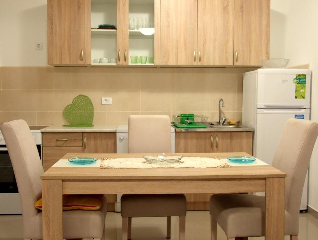 Comfortable apartment near the sea in the center of Bar