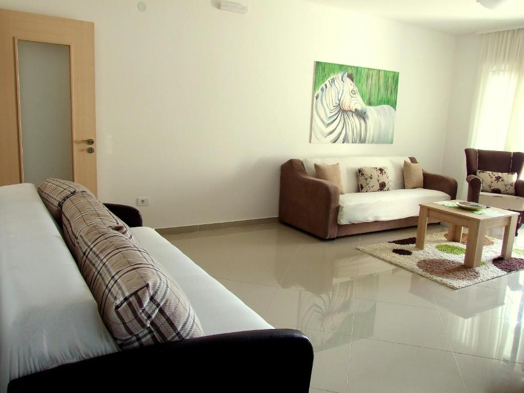 Comfortable apartment near the sea in the center of Bar