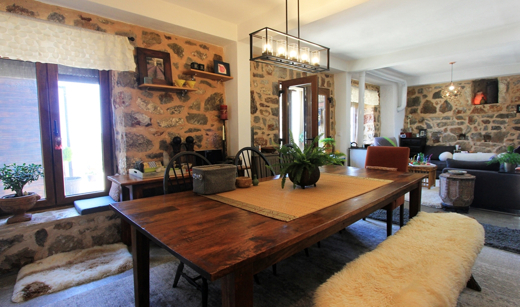 Unique villa with sensational seaview