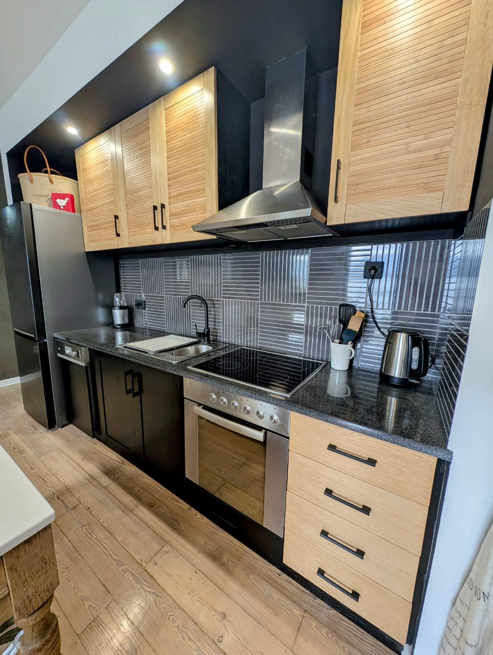 Apartment with panoramic sea view on the first line in Krasici