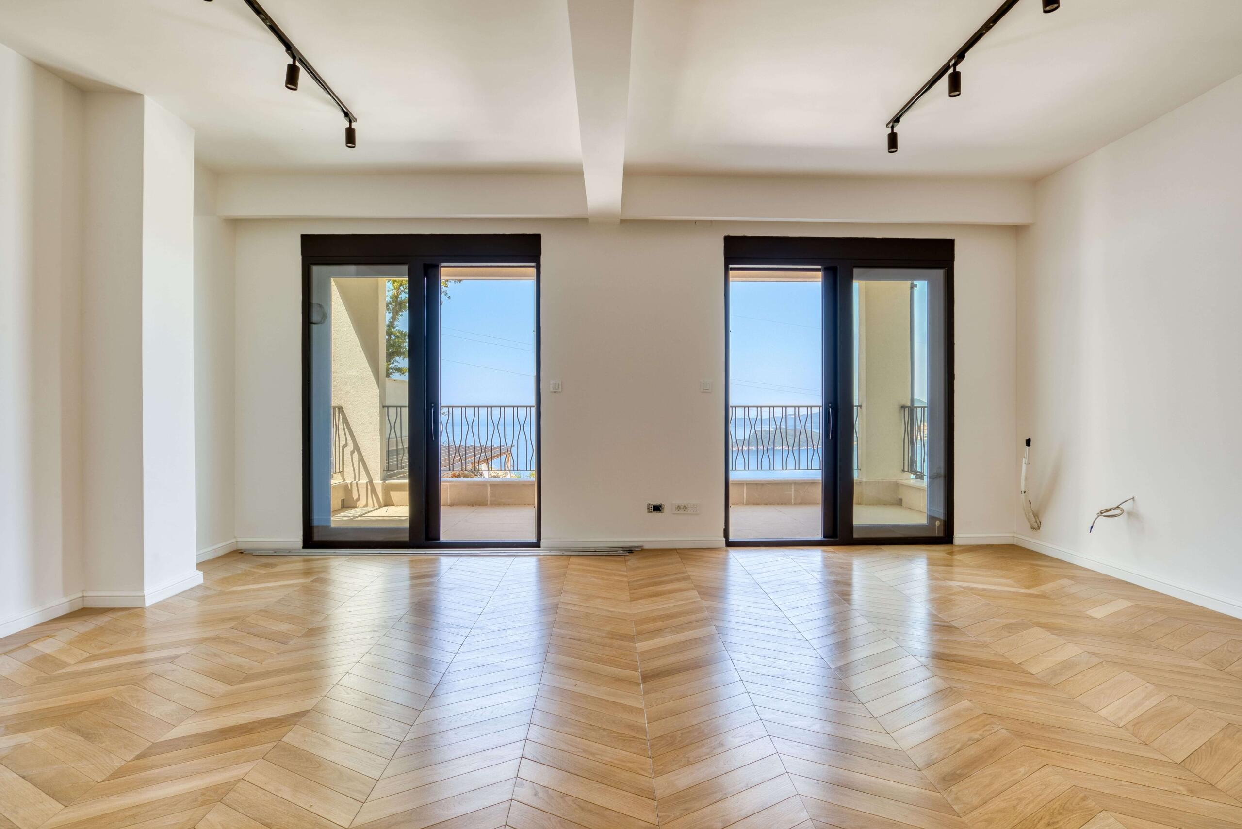 Villa for sale in a luxury complex in Blizikuce