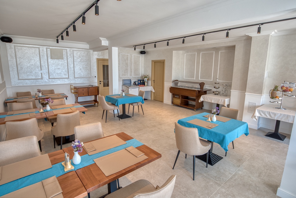 Villa for sale in a luxury complex in Blizikuce