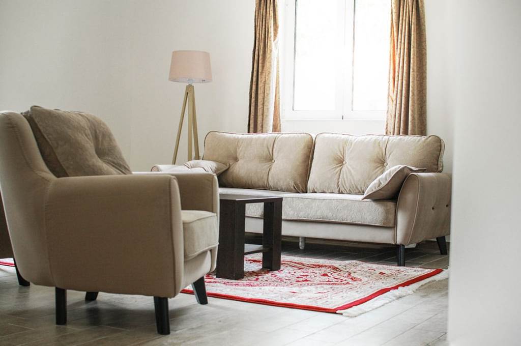 Complex with houses and swimming pool in a quiet area