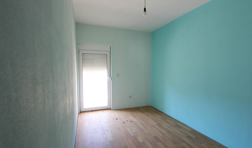 House with separated apartments