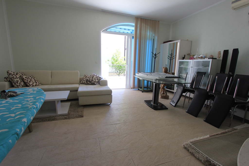 Apartment with a special apartment on the Savina near the sea