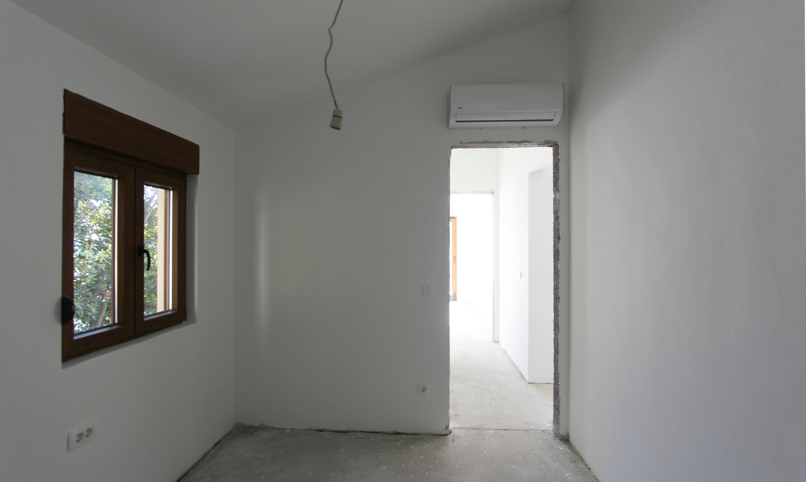 Luxury apartments on the first line of the sea in Opatovo