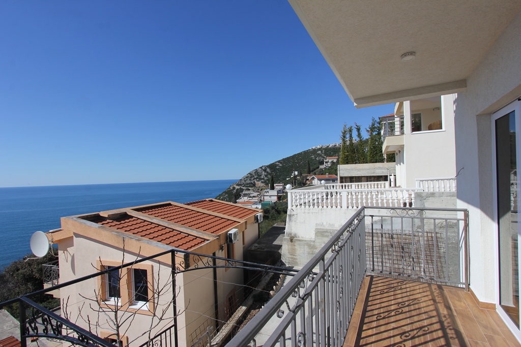 Modern house with panoramic sea views