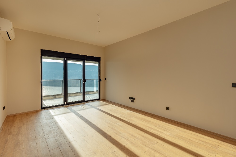 Apartments in complex with swimming pool in Herceg Novi